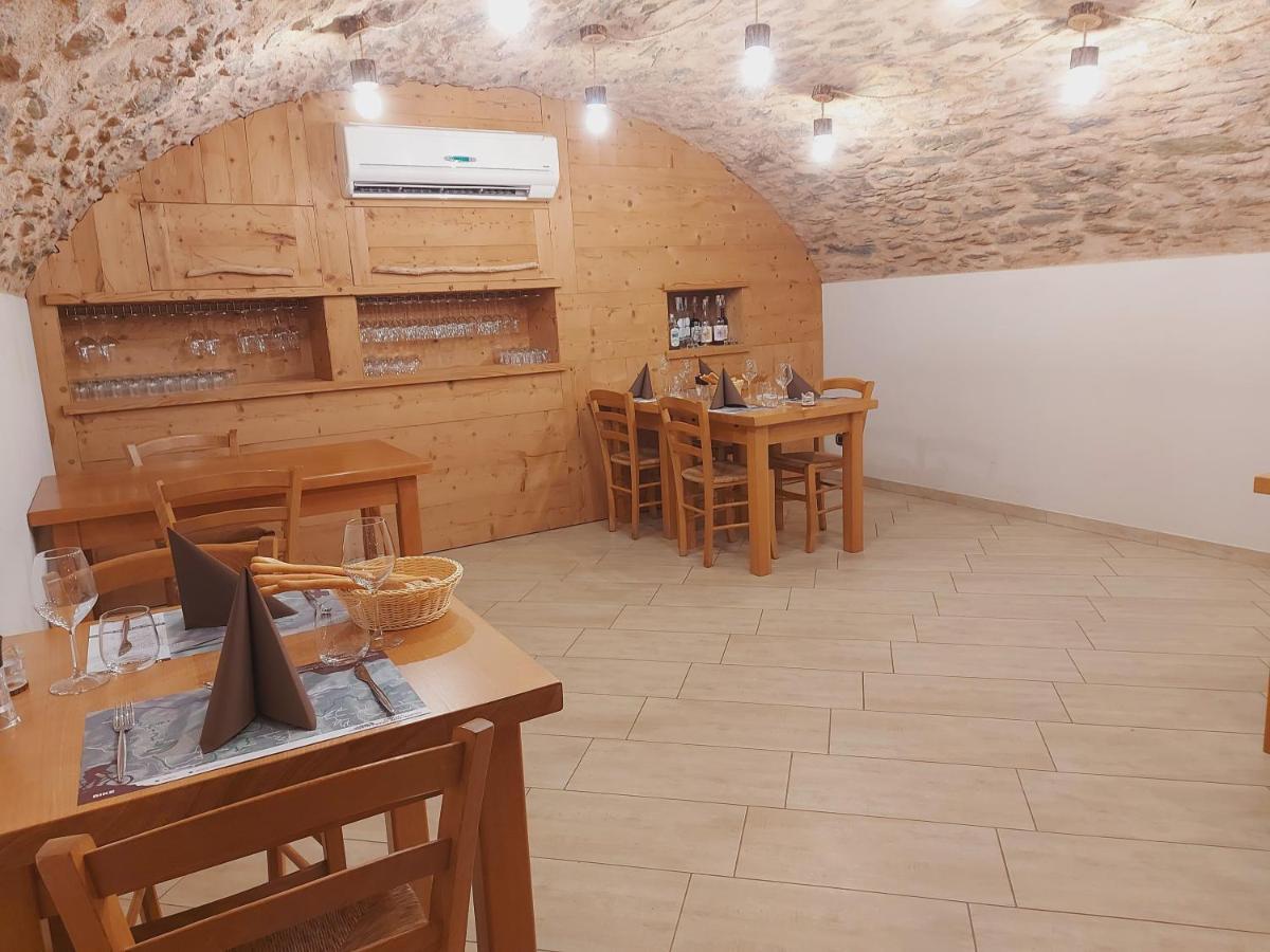 Locanda Il Campo Della Quercia San Damiano Macra Kültér fotó