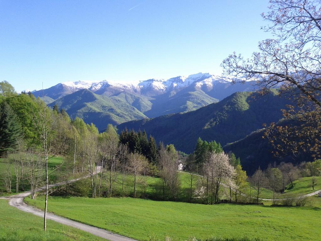 Locanda Il Campo Della Quercia San Damiano Macra Kültér fotó