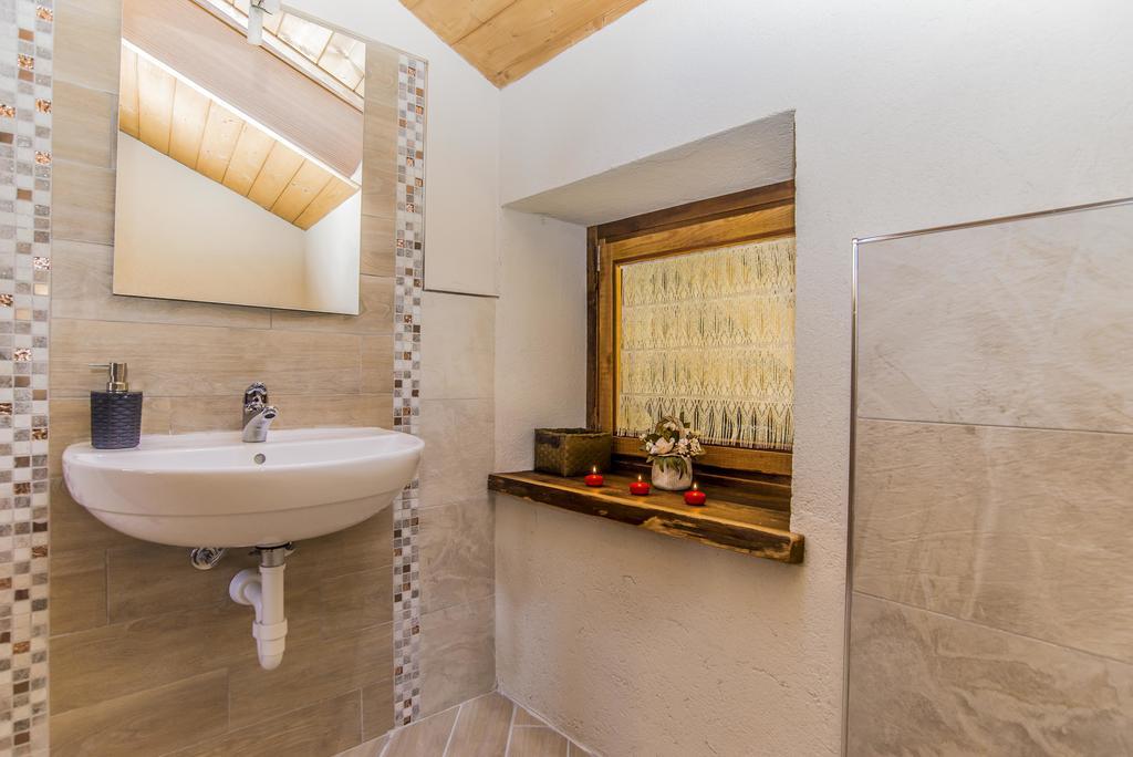 Locanda Il Campo Della Quercia San Damiano Macra Kültér fotó
