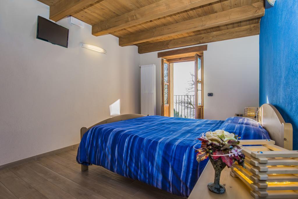 Locanda Il Campo Della Quercia San Damiano Macra Kültér fotó